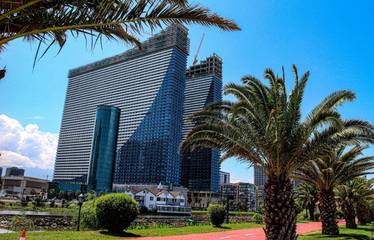 Orbi Batumi City Beach View Hotel المظهر الخارجي الصورة